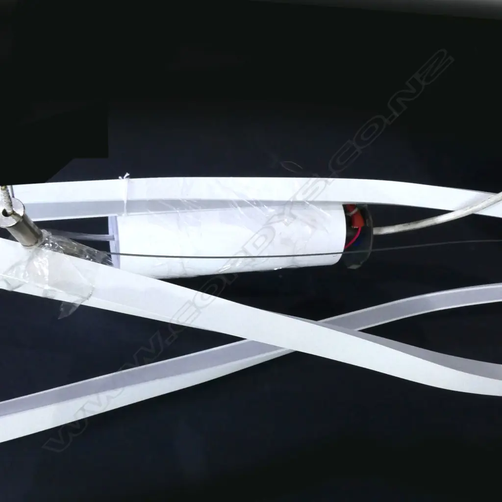 NEMO 'IN THE WIND'; CONTEMPORARY TWISTED WHITE METAL HORIZONTAL PENDANT LIGHT H.1800mm Image 1++
