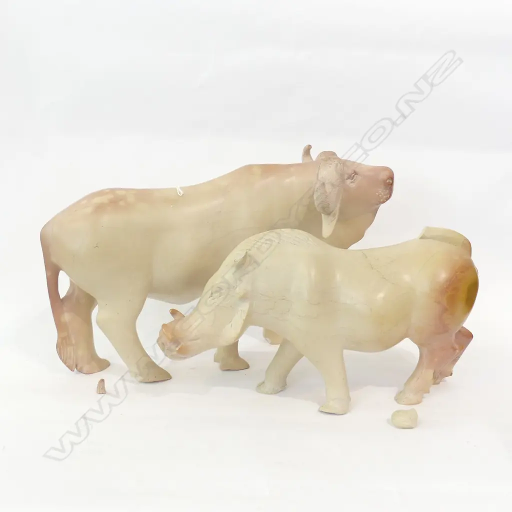 2 CARVED STONE AFRICAN ANIMALS; WARTHOG & BUFFALO L. 365mm both AF Image 1++