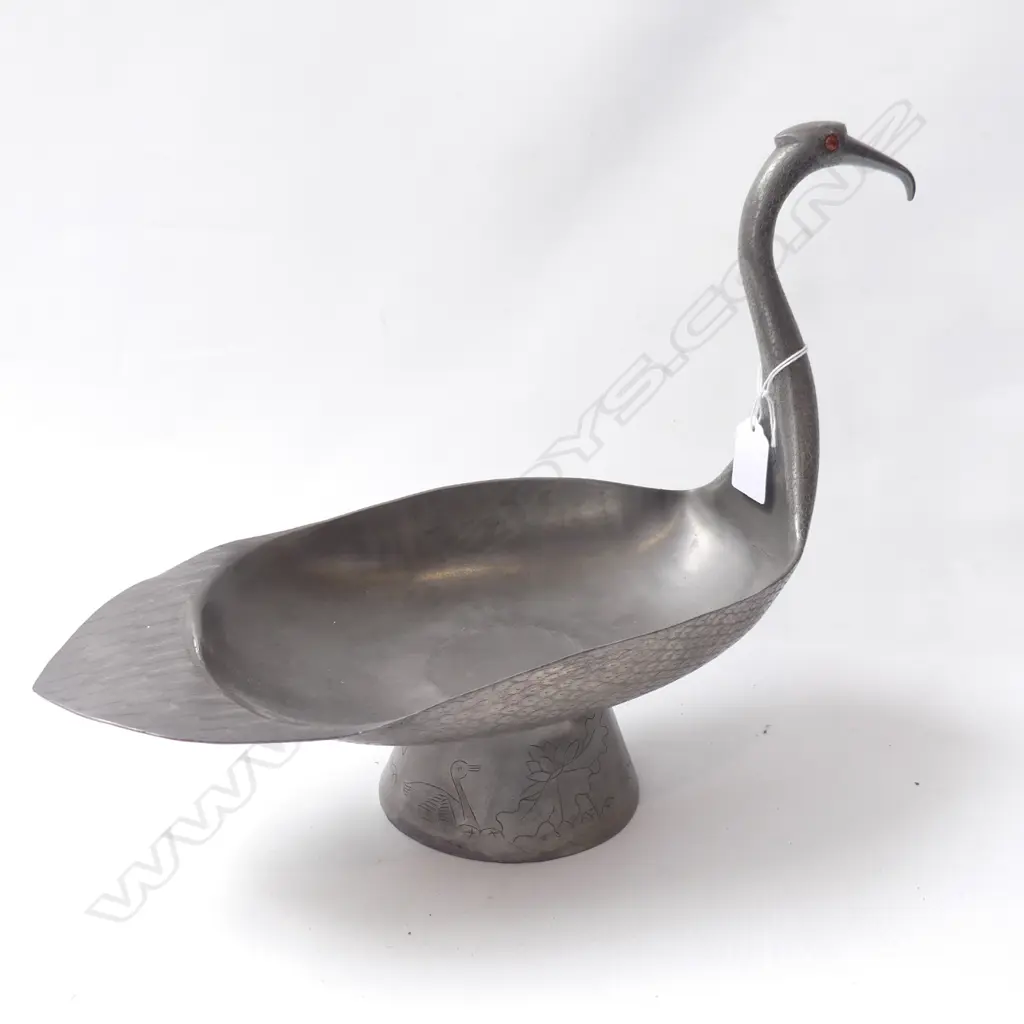 LG PEWTER BIRD BOWL L. 370 H 280MM Image 1++