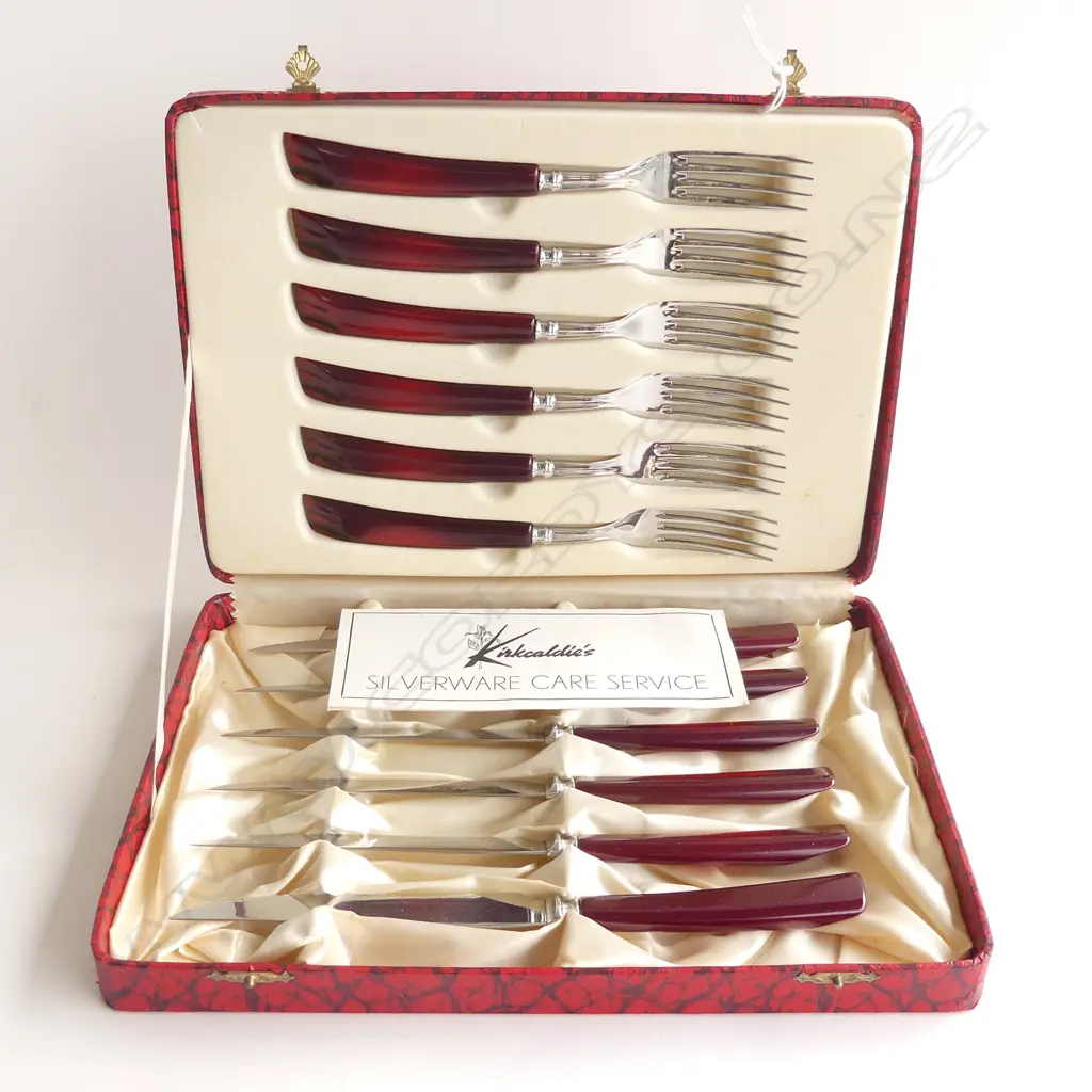 12 PCE VINTAGE STEAK SET IN ORIG. KIRKCALDIES CASE Image 1++
