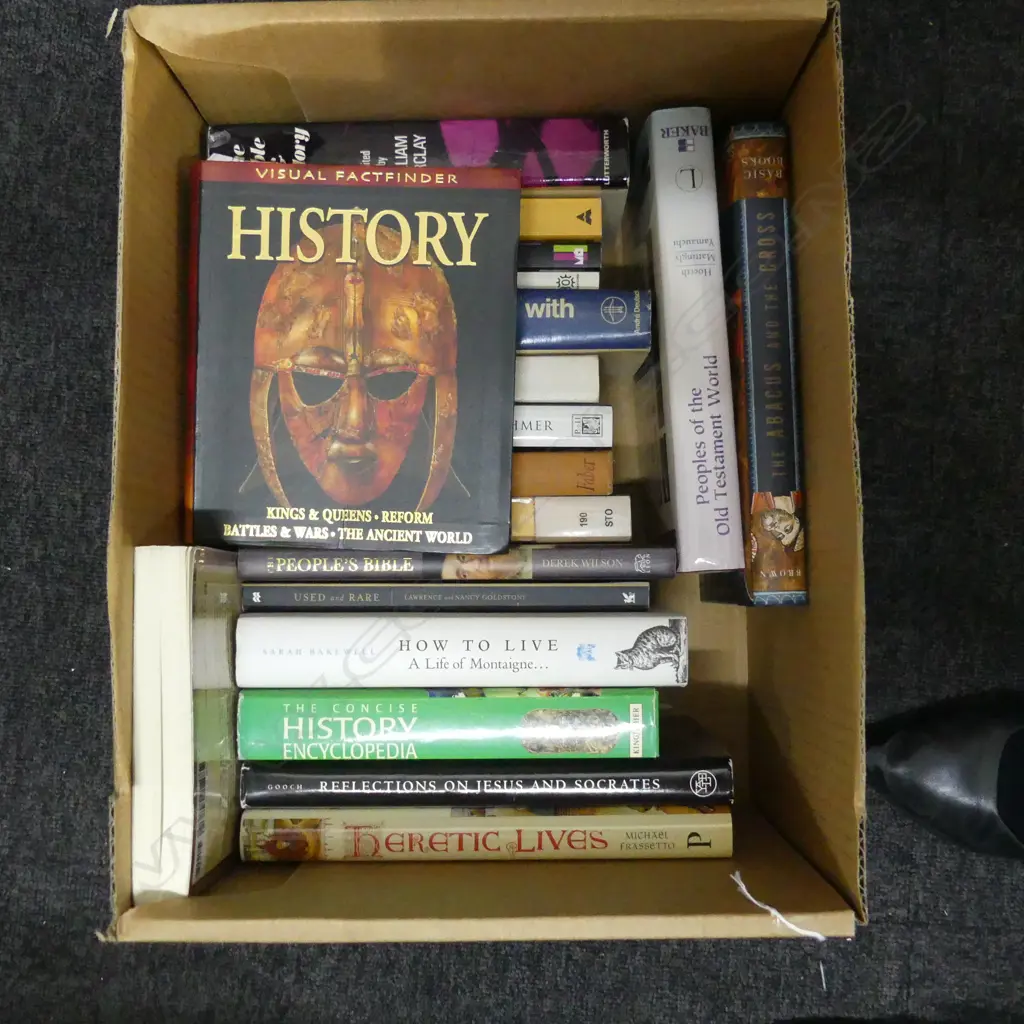 BOX OF ASST BOOKS Image 1++