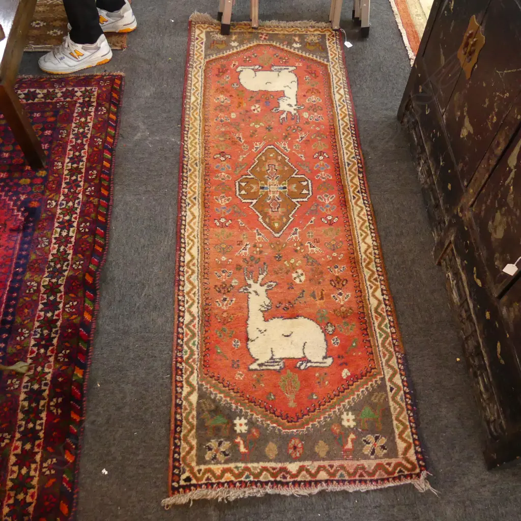 HAND KNOTTED ALL WOOL RUG w. SEATED DEER DESIGN 1900x680mm Image 1++