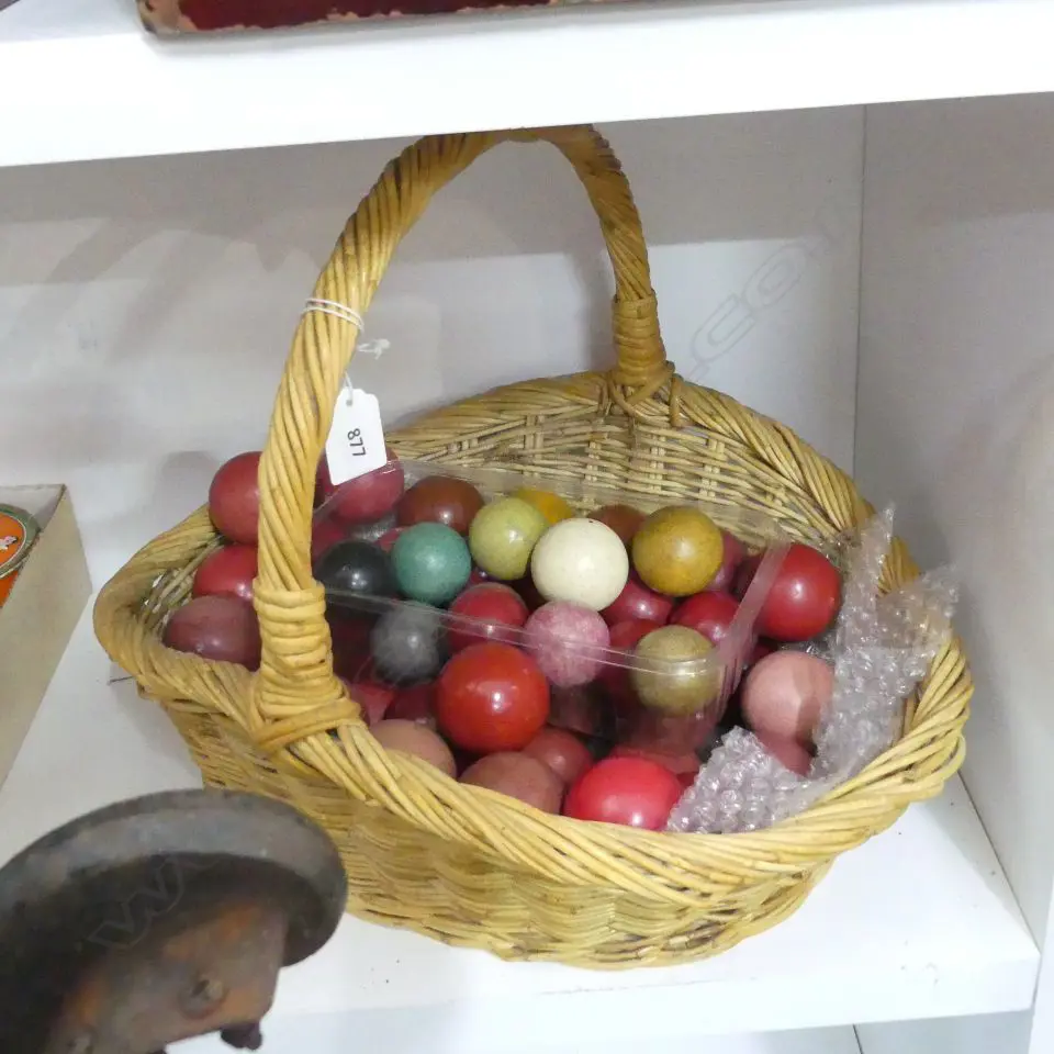 BASKET OF VINTAGE DECORATIVE BILLIARD BALLS, SM & LARGE, ONE IVORY Image 1++