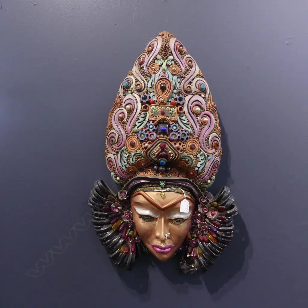 BRUCE PAPAS PAINTED CERAMIC MASK H.750mm Image 1++