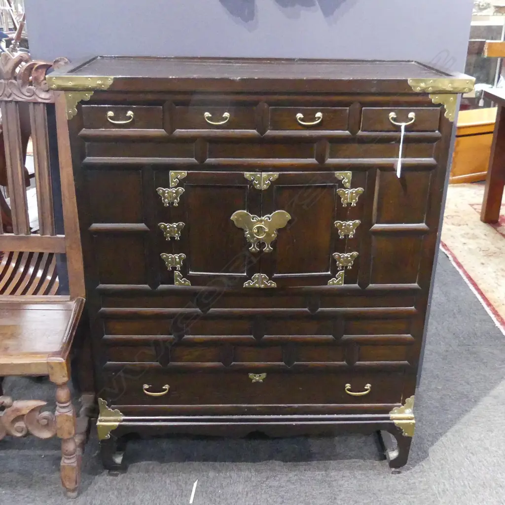 LGE KOREAN CHEST; DARK FINISH 945x400x1130mm Image 1++