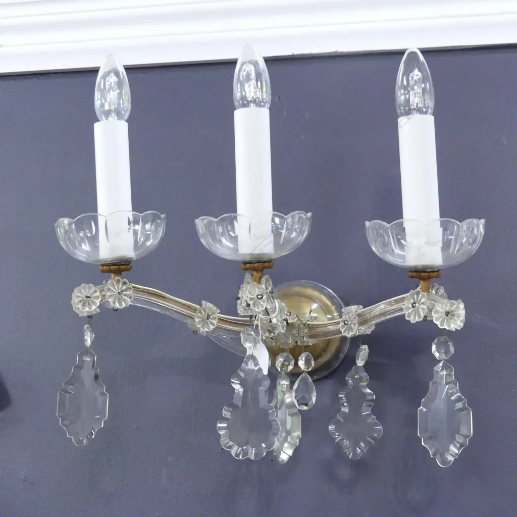 3 ARM CRYSTAL WALL SCONCE Image 1++