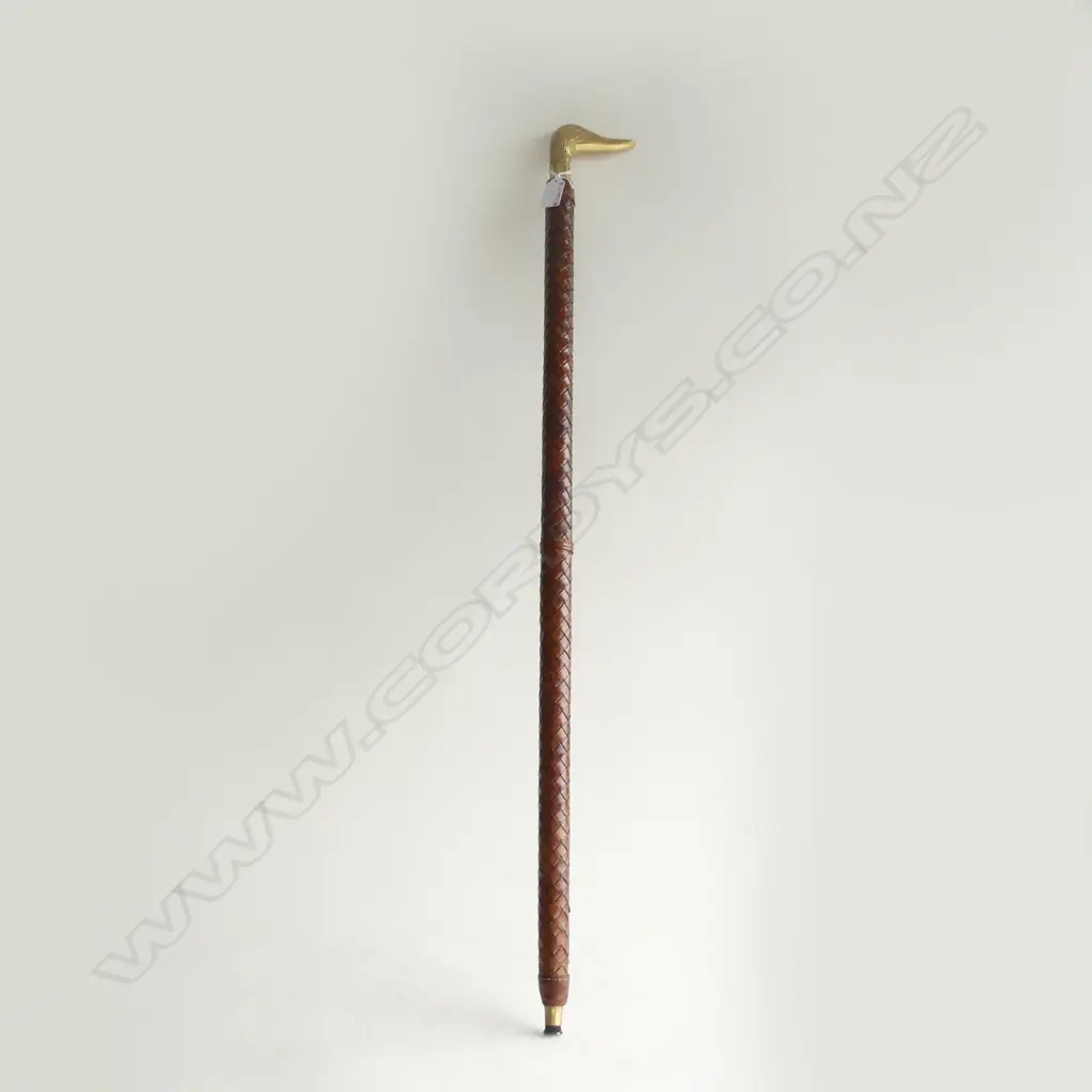WALKING STICK; BRASS BIRDS HEAD w. WOVEN LEATHER L.920mm Image 1++