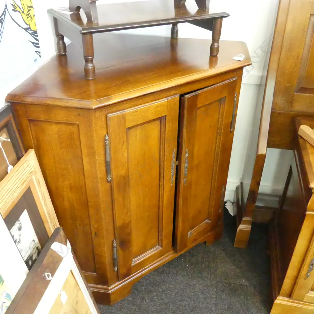 SEFTON POWRIE CORNER CABINET 700x700x900mm Image 1++