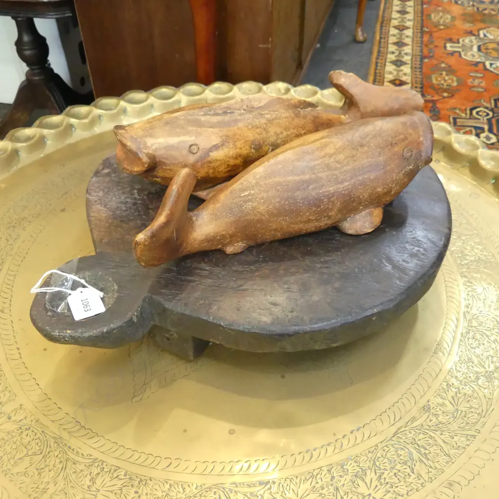 VINTAGE INDIAN CHAPATI WOODEN SERVING PLATTER 370mm dia + PR WOODEN KOI FISH Image 1++