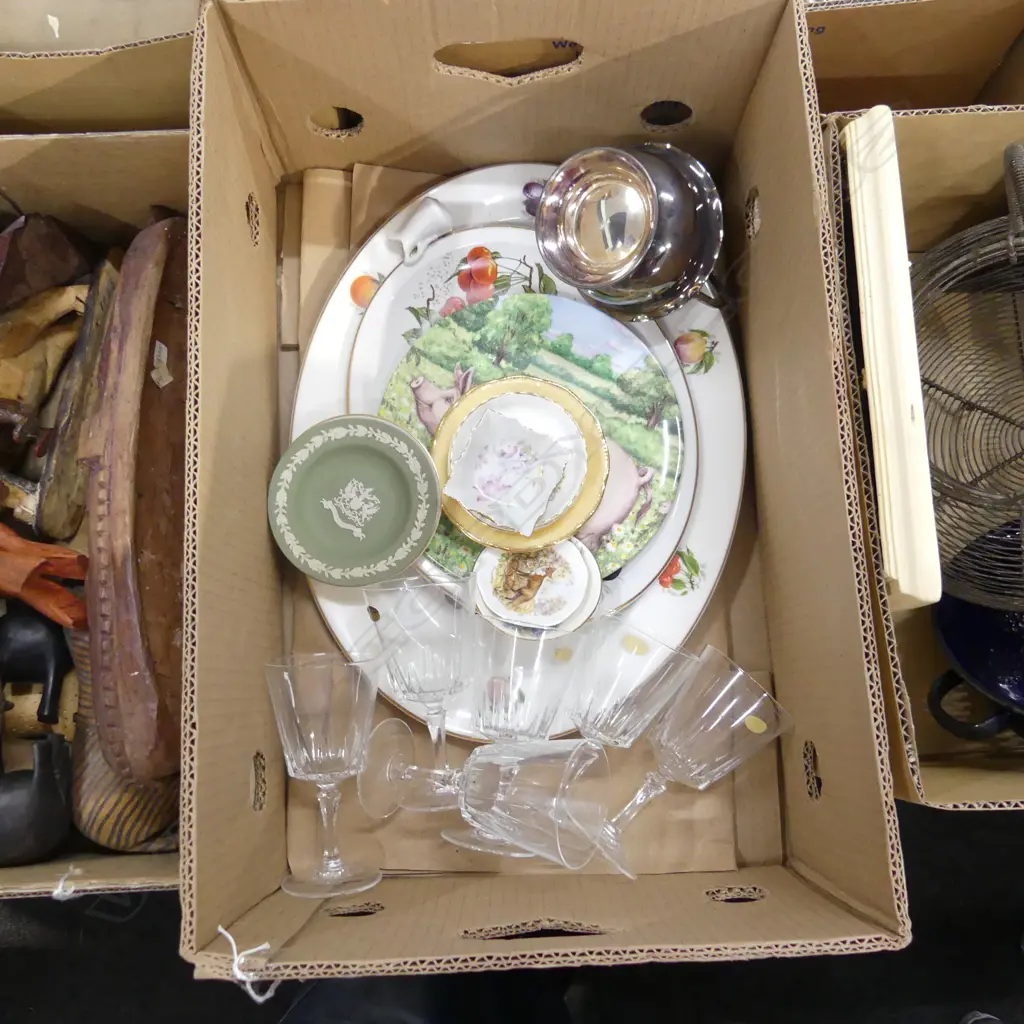 BOX ASST CHINA & GLASS; CRISTAL D'AQUE WINE, PLATTERS, ETC. Image 1++