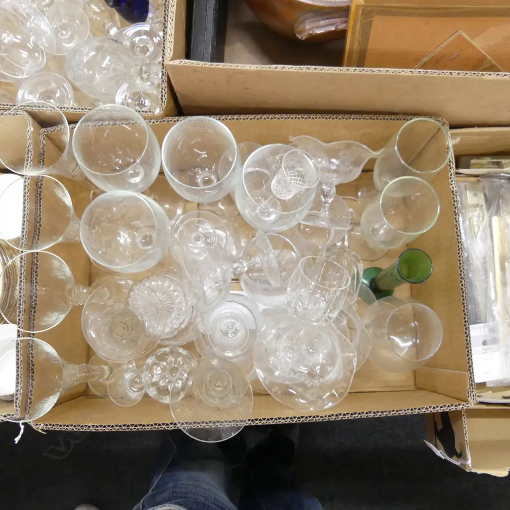 BOX LOT ASST. CRYSTAL GLASSES Image 1++