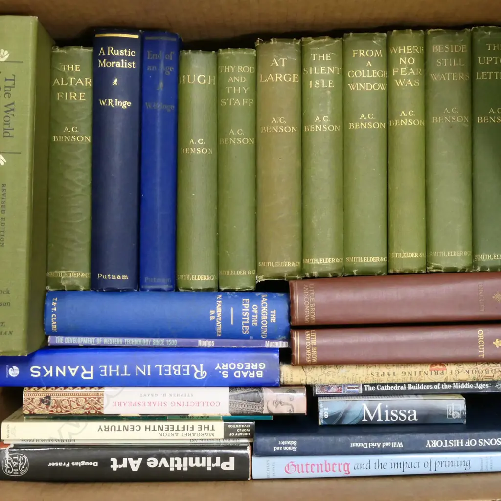 BOX OF ASST BOOKS Image 1++