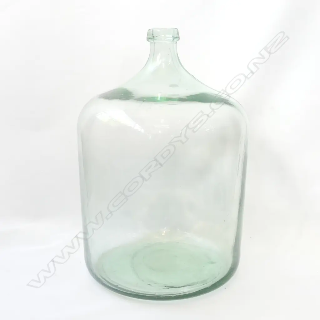 5 GALLON GLASS JAR Image 1++