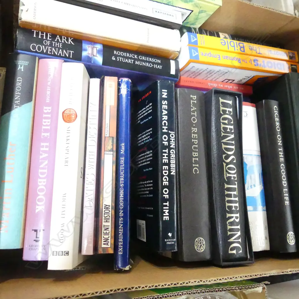 BOX OF ASST BOOKS Image 1++