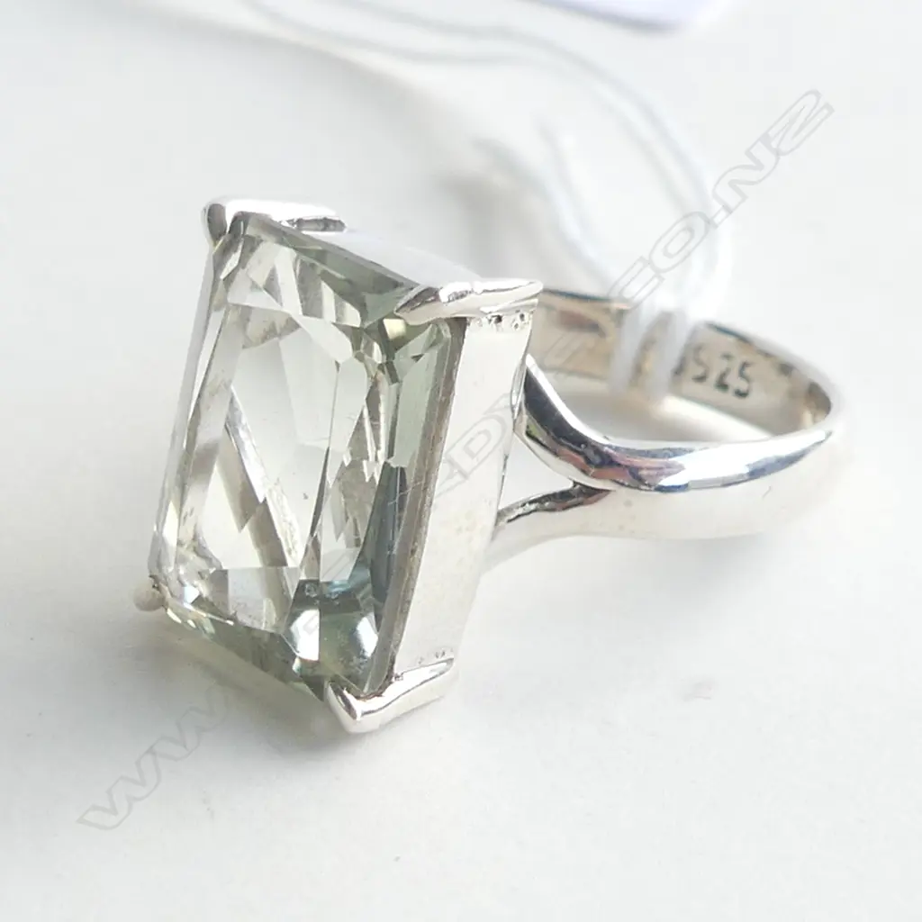 RING  - GREEN  AMETHYST & .925 SILVER, SIZE P Image 1++