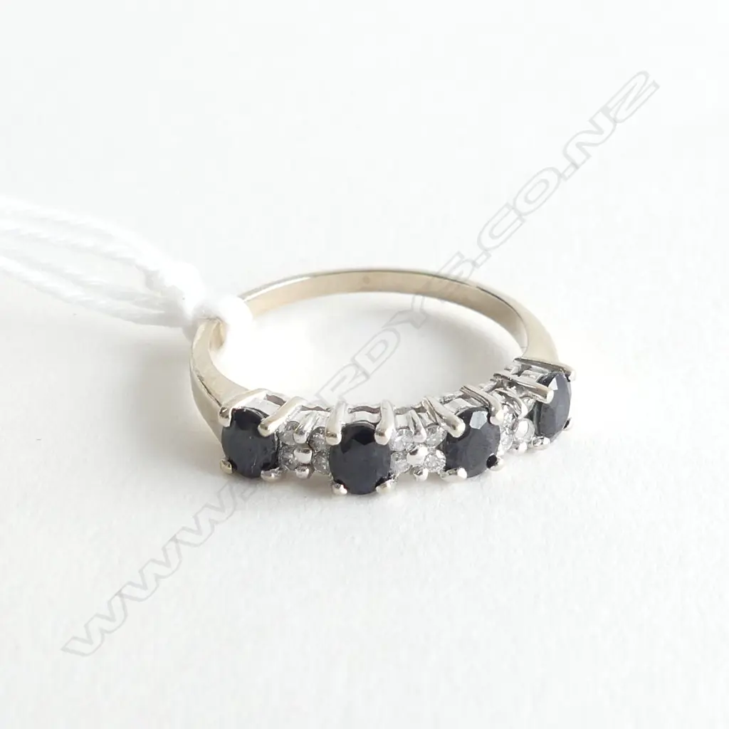 9ct. WHITE GOLD, SAPPHIRE AND DIAMOND RING 1.93gm, SIZE Q Image 1++