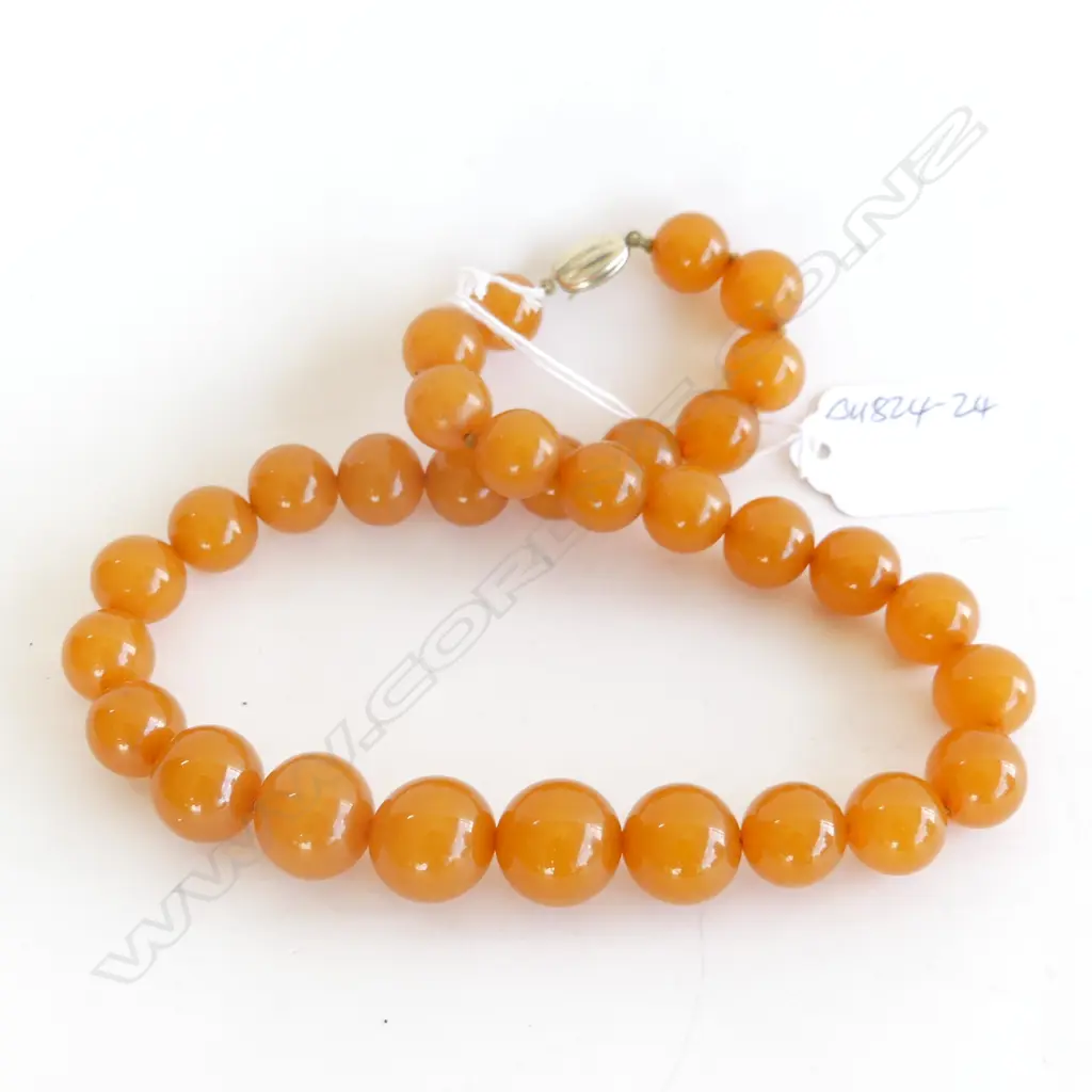 VINTAGE BAKELITE FAUX AMBER GRADUATED BEAD NECKLACE L.400mm Image 1++