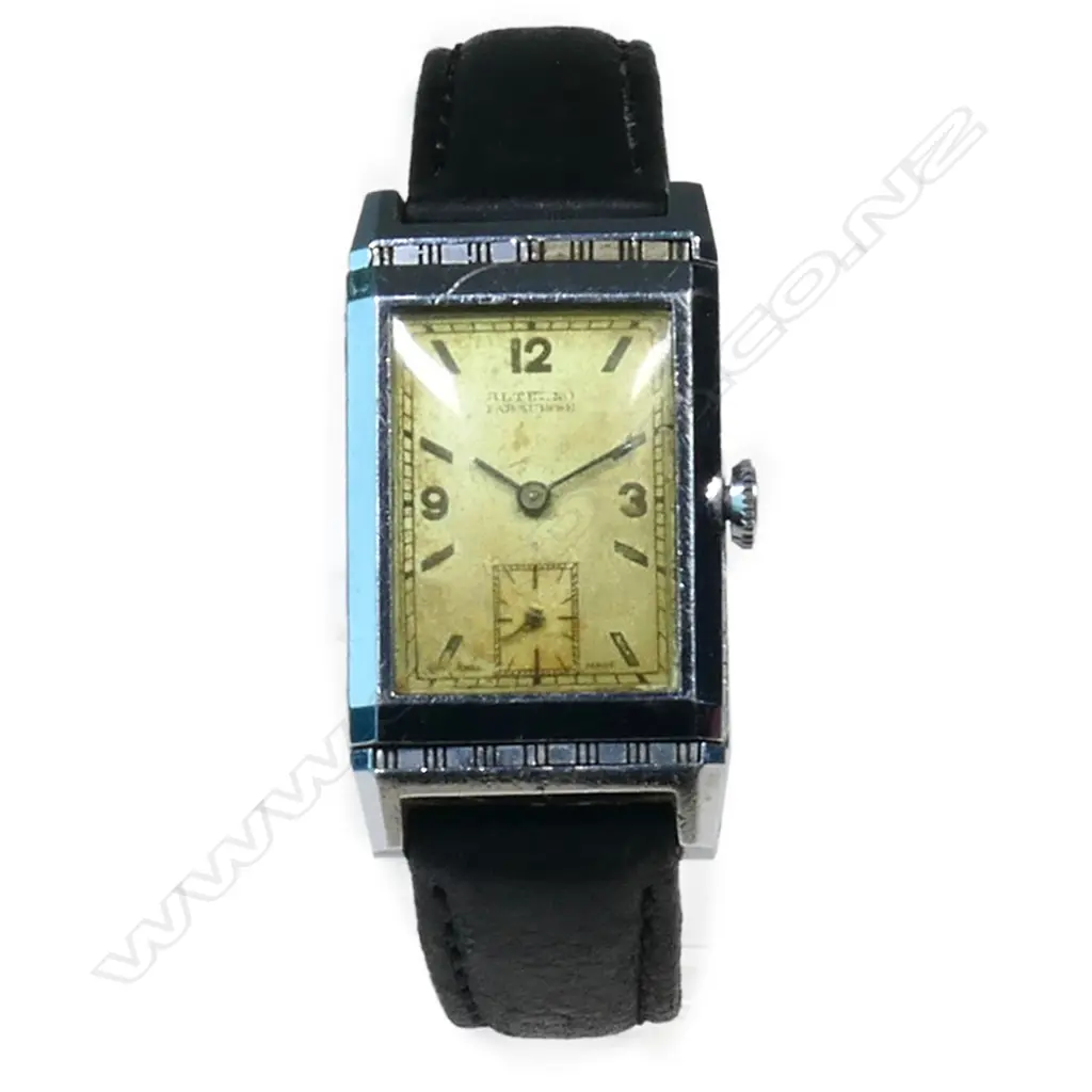 ALTERNO 1940s/50s GENT'S TANK REVERSO MANUEL WRISTWATCH . RUNNING. Image 1++