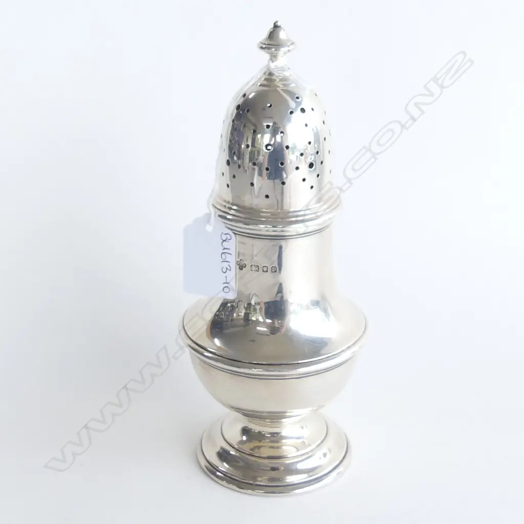 STERLING SUGAR SIFTER, HALLMARKED LONDON 1930, H.205mm, 327gms Image 1++