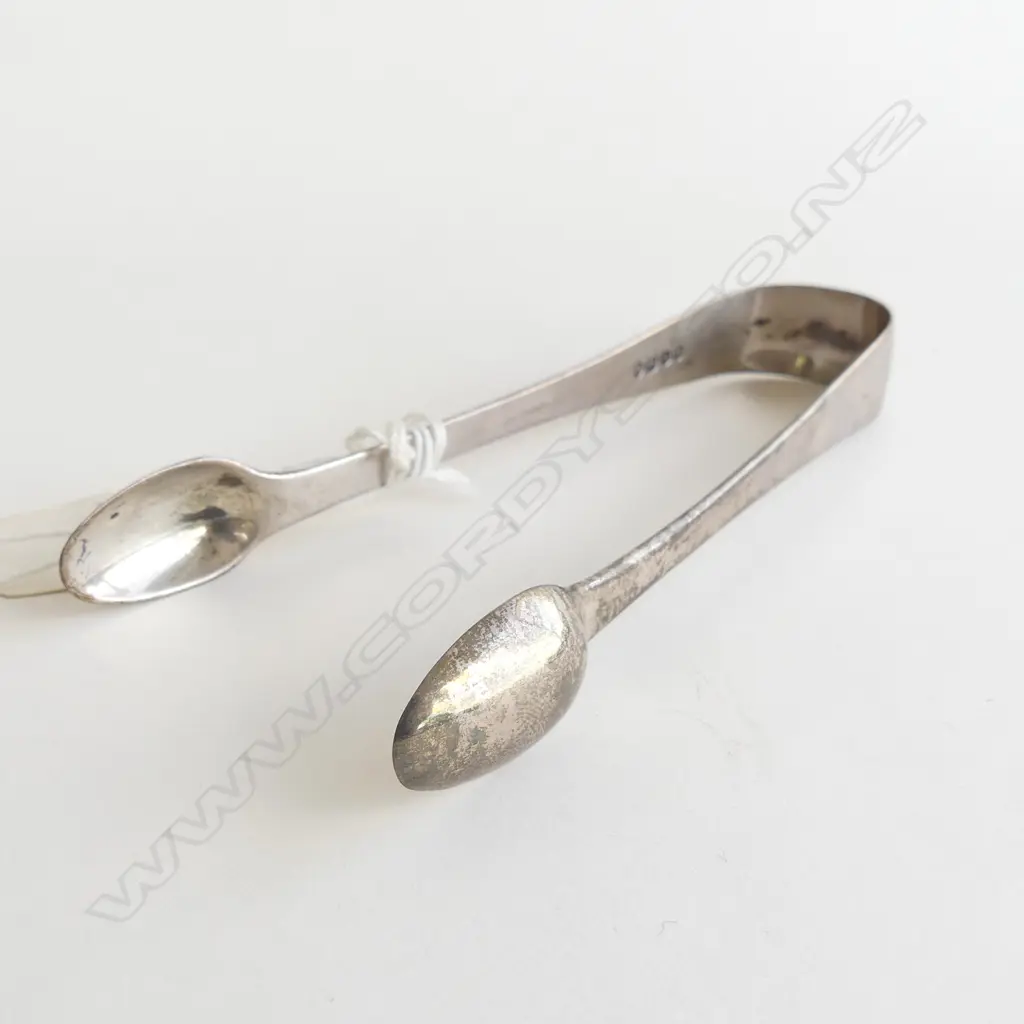 WILLIAM IV STG SILVER SUGAR TONGS, MAKER E.S LONDON 1833 Image 1++