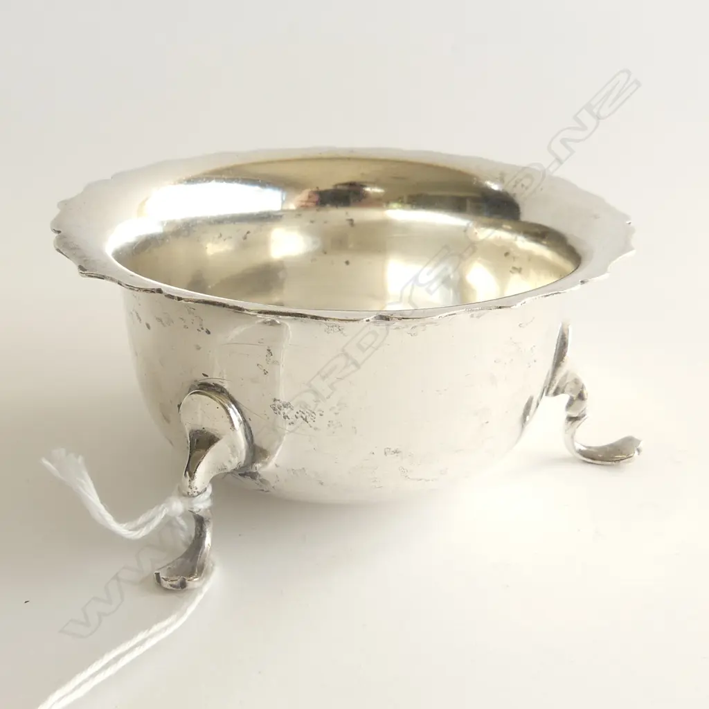 SILVER BOWL 3 LEGS Dia.90mm. 86gms Image 1++