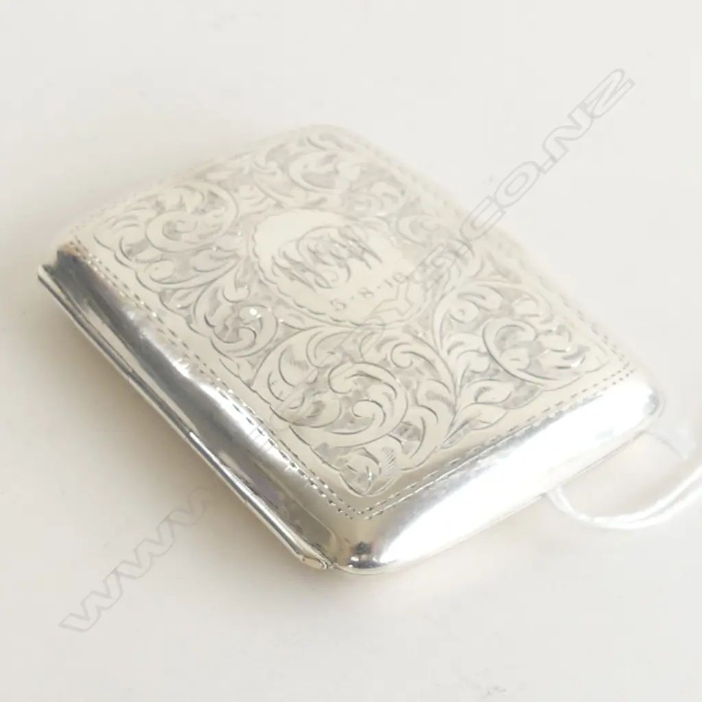 BIRMINGHAM 1914 SILVER SCROLL ENGRAVED CIGARETTE CASE gilt interior Image 1++
