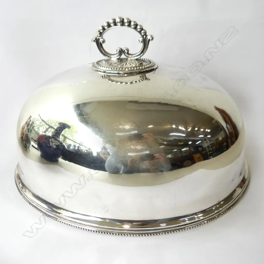 LGE VICTORIAN SILVER PLATE FOOD DOME 475 x 360 x 270mm Image 1++