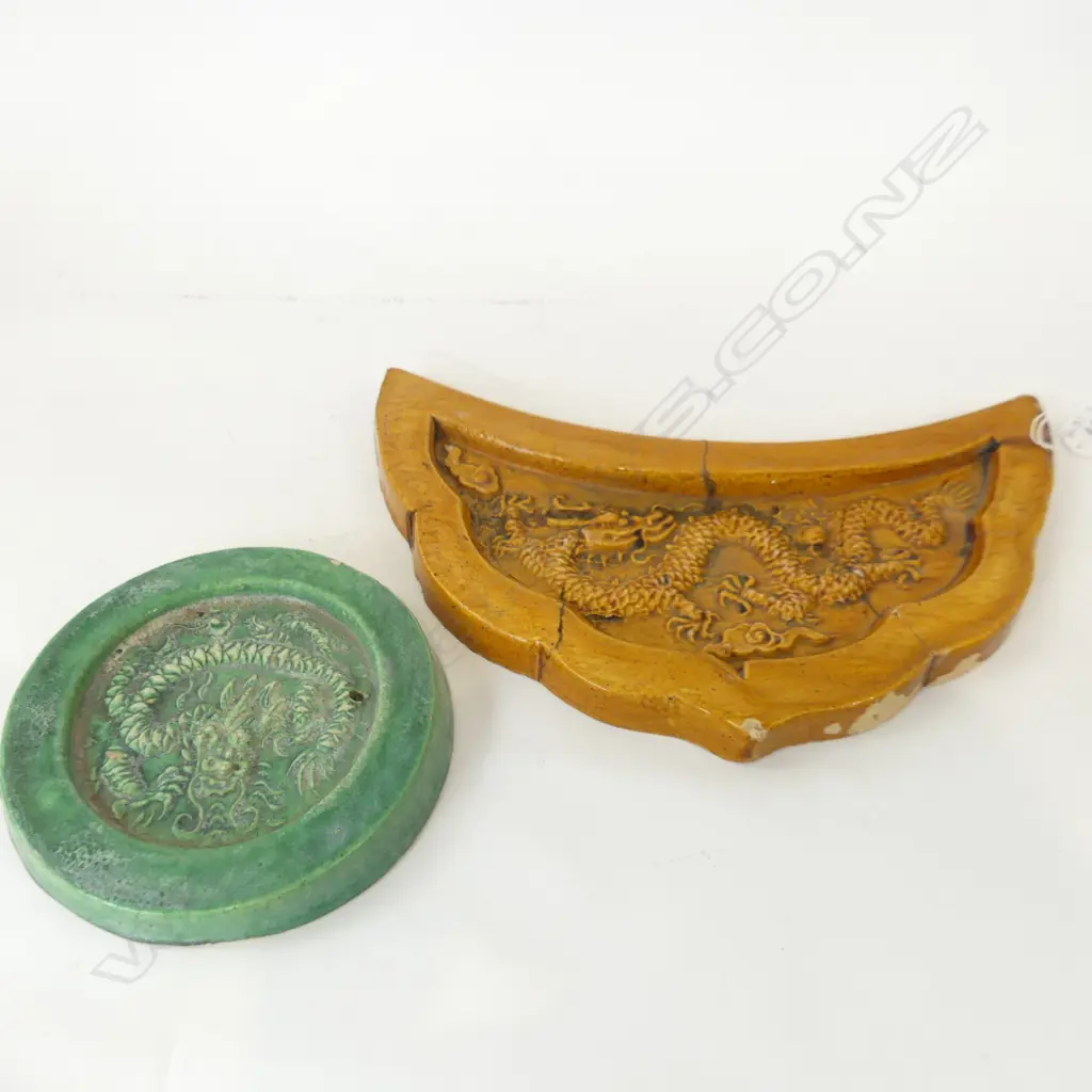 2 PCES CHINESE CERAMIC HOUSE TILES; BOTH W. DRAGON DESIGN; GREEN DISK 145mm dia & OCHRE CRESCENT W.290mm (REPAIRED) Image 1++