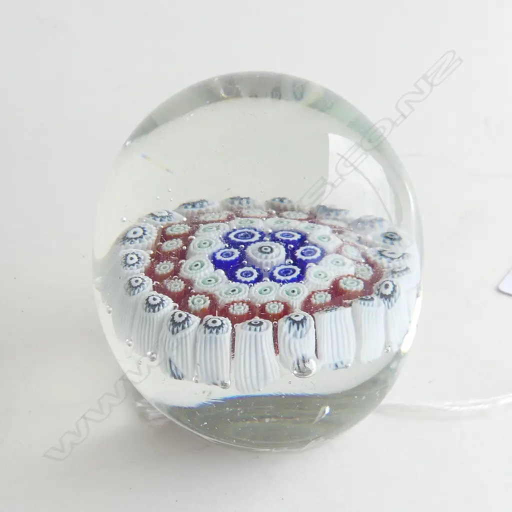 SMALL GLASS PAPER WEIGHT D 60mm Image 1++