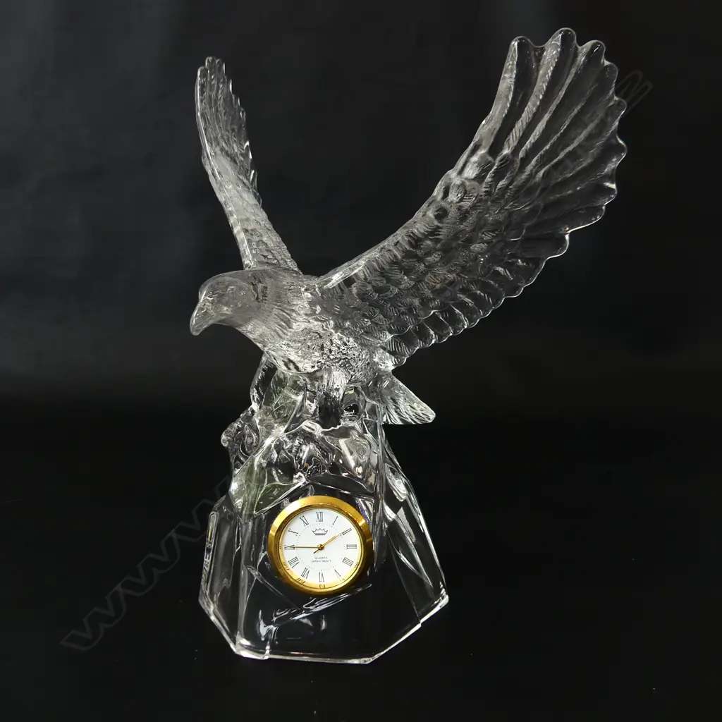 GLASS EAGLE CLOCK H.215mm & SEAL FIGURINE ON BASE Image 1++