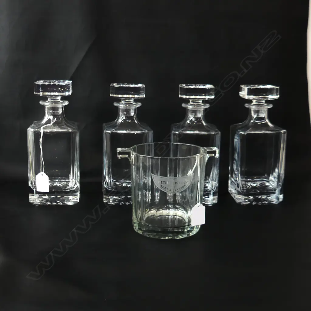 4 DECANTERS + MOET & CHANDON CHAMPAGNE BUCKET Image 1++