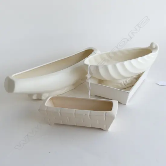 SMALL TITIAN TRAY/CROWN LYNN TROUGHS x 3 L.280mm ONE WITH MINOR CRACKS
