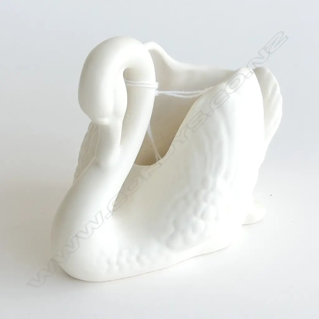 SMALL CROWN LYNN SWAN L140mm Image 1++
