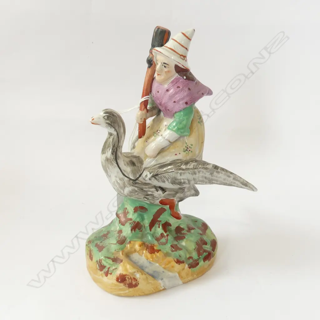 ANTIQUE STAFFORDSHIRE OLD MOTHER GOOSE FIGURINE H.180mm Image 1++