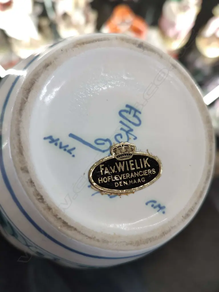 FA. V. WIELIK DELFT VASE H.260mm Image 1++