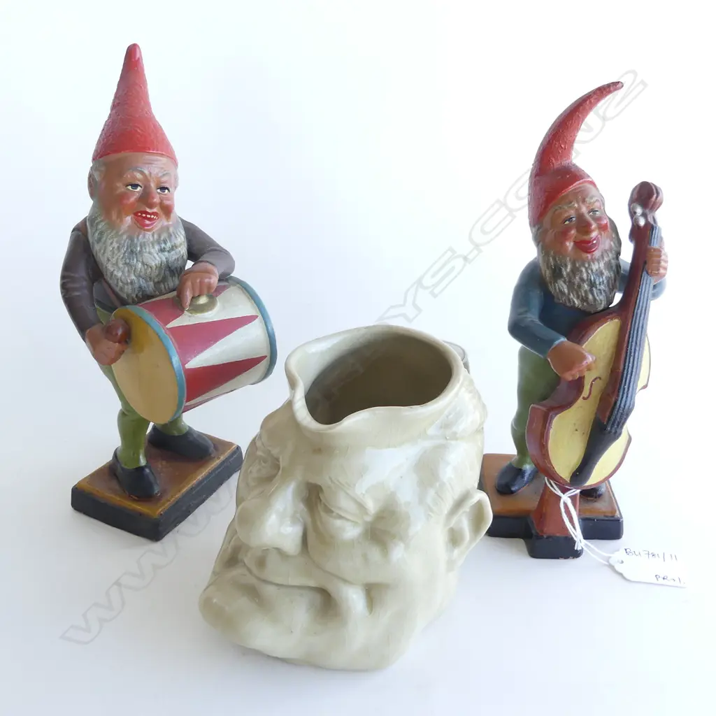 PR VINTAGE HEISSNER TERRACOTTA MUSICIAN GNOMES + MULDOON JUG Image 1++
