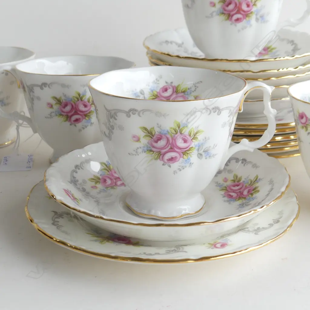 6 ROYAL ALBERT 'TRANQUILITY' TRIOS + SPARE PLATE Image 1++