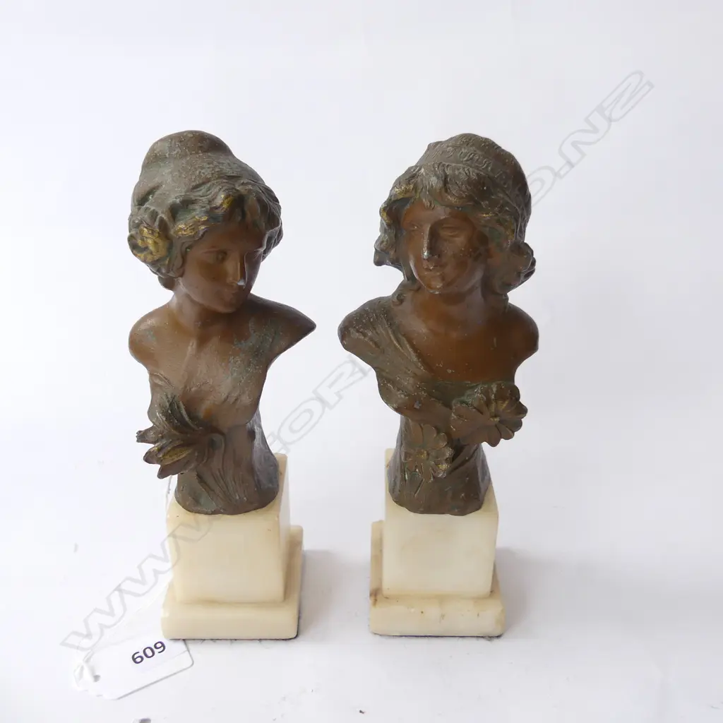 PR ART NOUVEAU SPELTER PORTRAIT BUSTS OF WOMEN H.180mm Image 1++