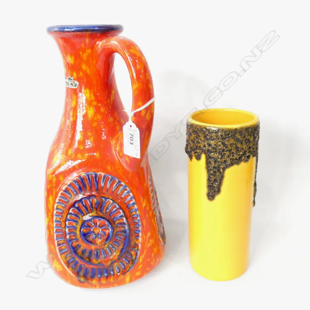 2 GERMAN CERAMICS; REG JUG H.300 & YELLOW VASE H.200mm Image 1++