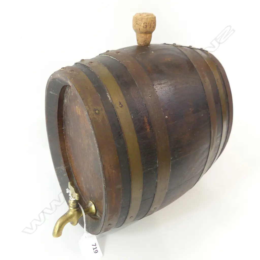 OAK CASK WITH BRASS TAP H.290mm Image 1++