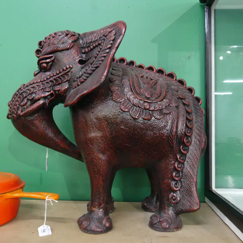 LGE RED PAINTED CERAMIC ELEPHANT H.465mm A.F Image 1++