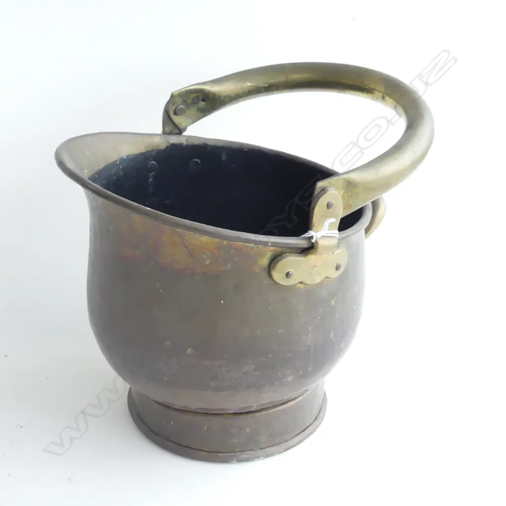 SML BRASS COAL BUCKET Image 1++