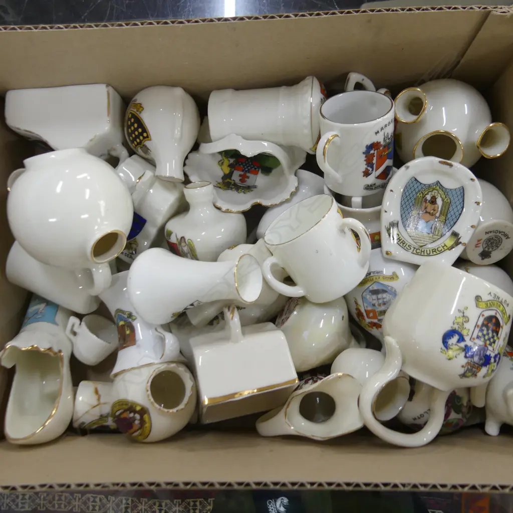 SM BOX LOT ASST MINIATURE COMMEMORATIVE / SOUVENIR CHINA Image 1++
