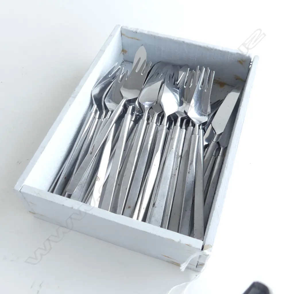 ERIK HERLOW FOR COPENHAGEN CUTLERY 'OBELISK' STAINLESS STEEL FLATWARE 40 PCES... Image 1++