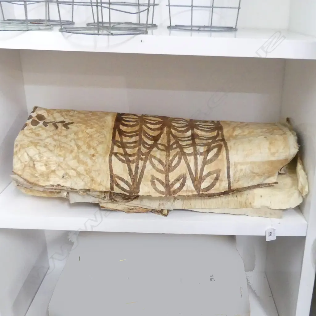 LGE TAPA CLOTH Image 1++