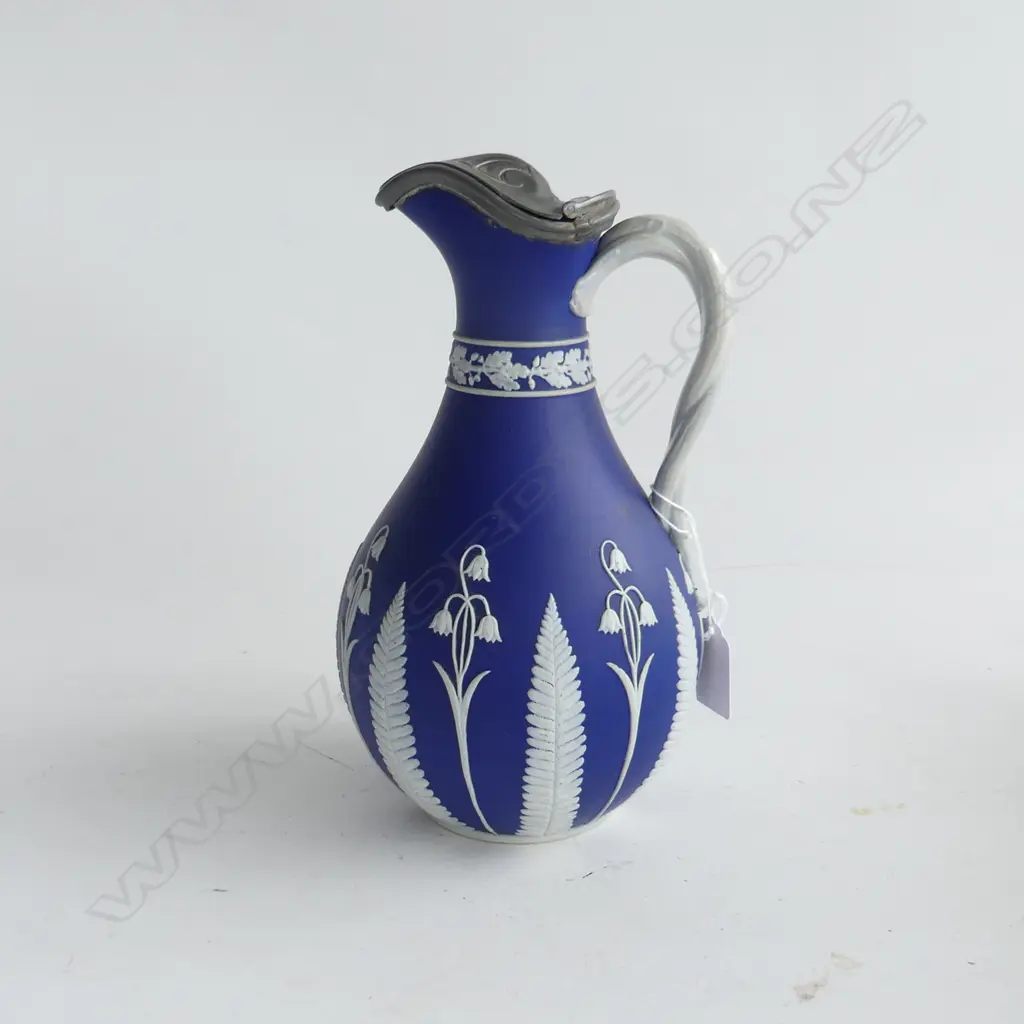 VINTAGE COBALT & WHITE PARIAN JUG, PEWTER LID, WHITE FERN & FLOWER PATTERN H.250mm Image 1++