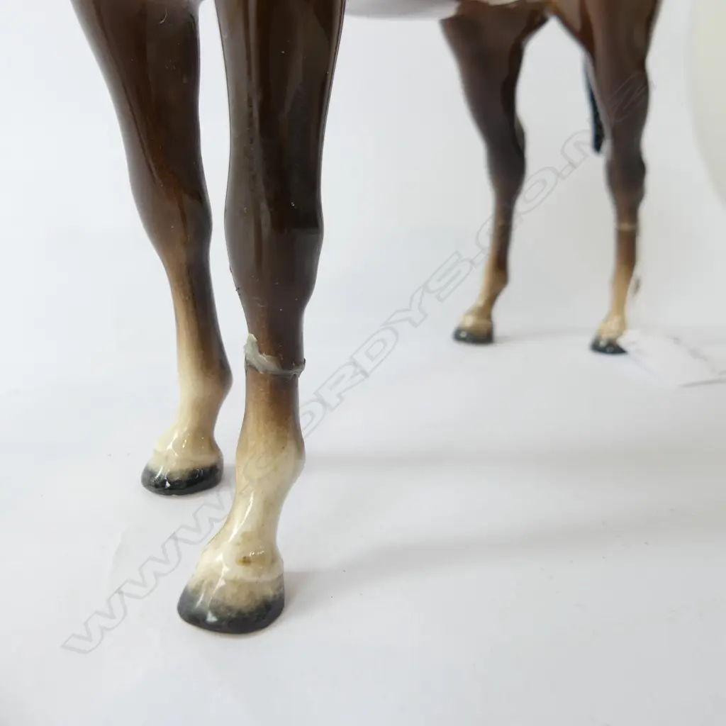 3 BESWICK HORSES L.270mm  (ONE HAS REPAIRS TO 3 LEGS) Image 1++