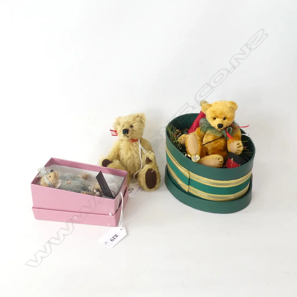 3 BEARS; KIRKY BEAR, XMAS 1998 BY HAZELEY BEARS 1/12, MOLLY & JAKE BY DEB CANHAN Image 1++