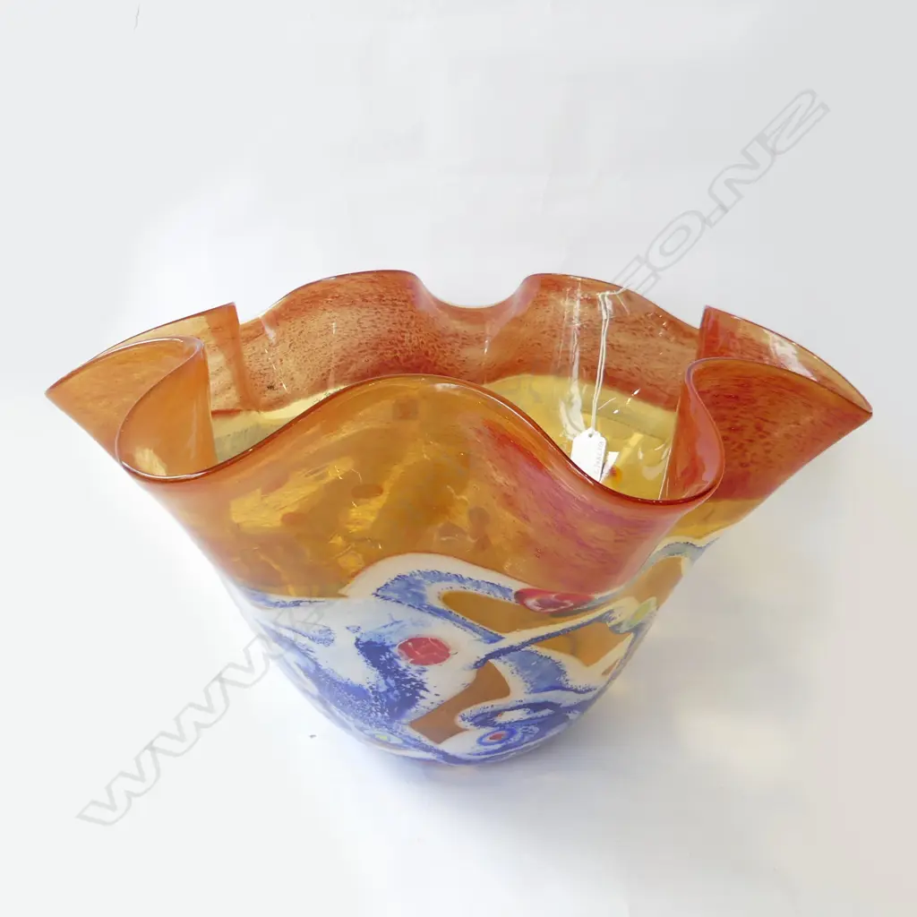 LARGE ART GLASS SCALLOPED RImmED BOWL  Dia.420mm Image 1++