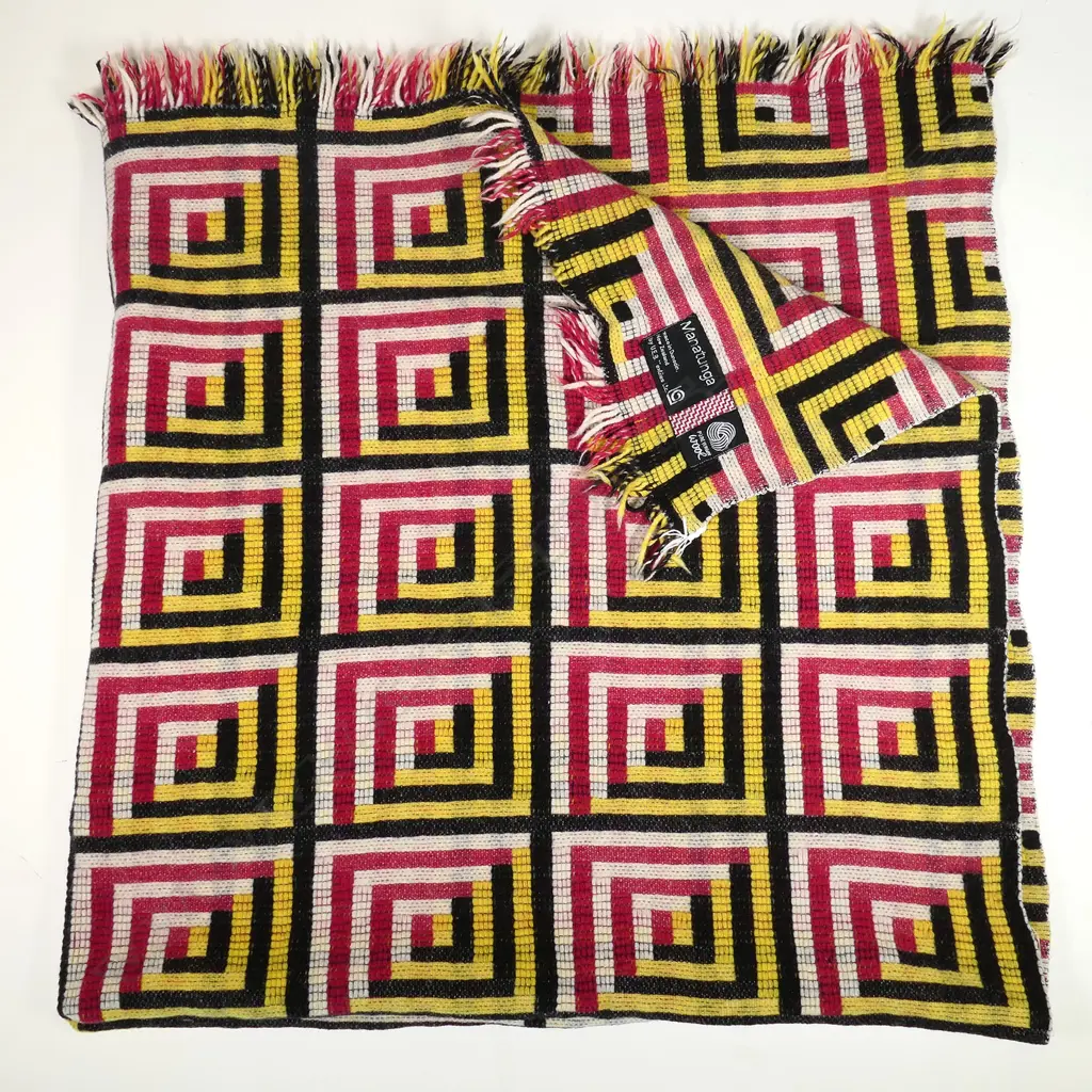 VINTAGE MANATUNGA NZ WOOLEN WOVEN BLANKET RED YELLOW BLACK LABELLED Image 1++